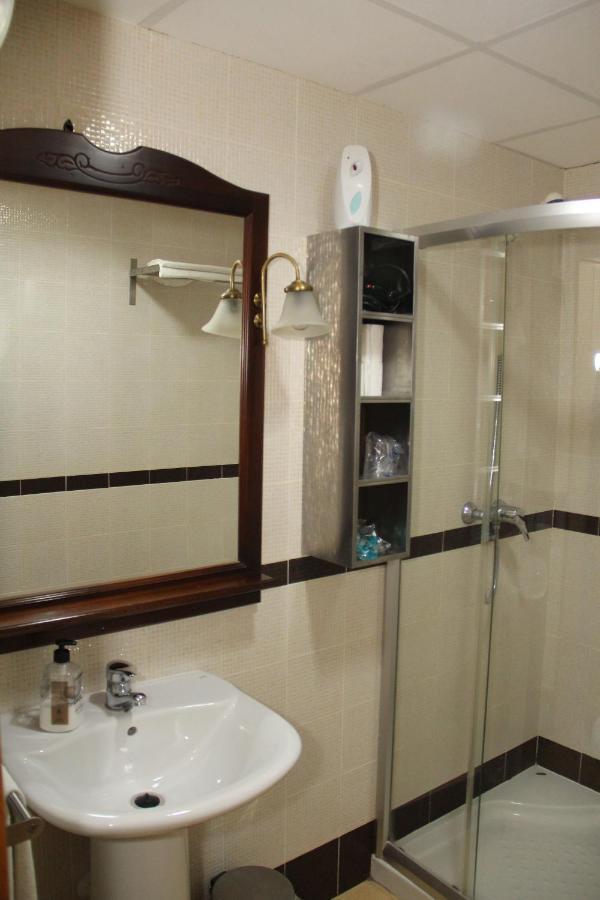 Apartamentos Alcazar De Baeza Exteriör bild